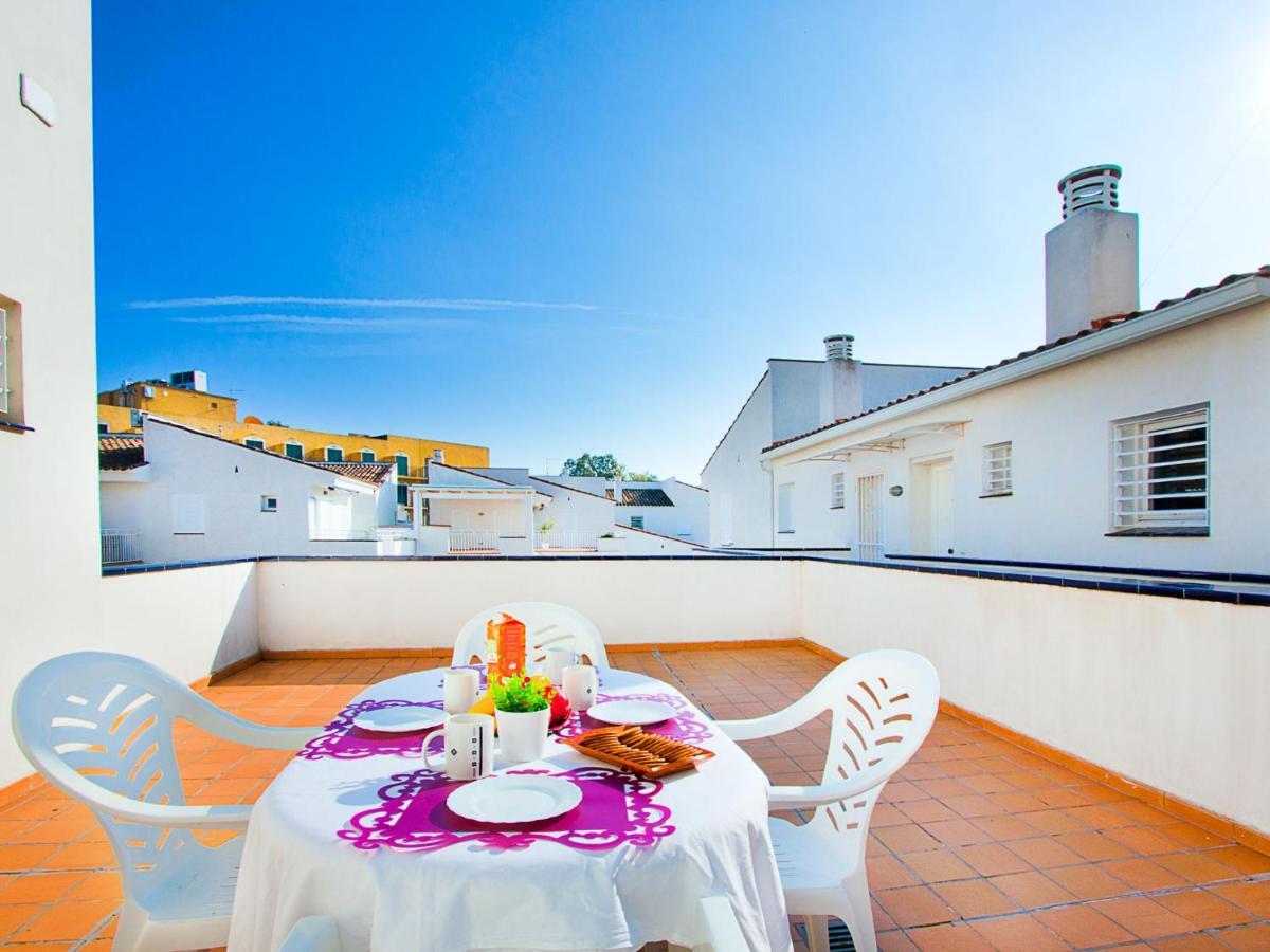 Apartment Platja De Roses-6 By Interhome Екстер'єр фото