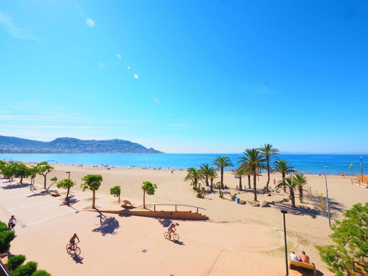 Apartment Platja De Roses-6 By Interhome Екстер'єр фото