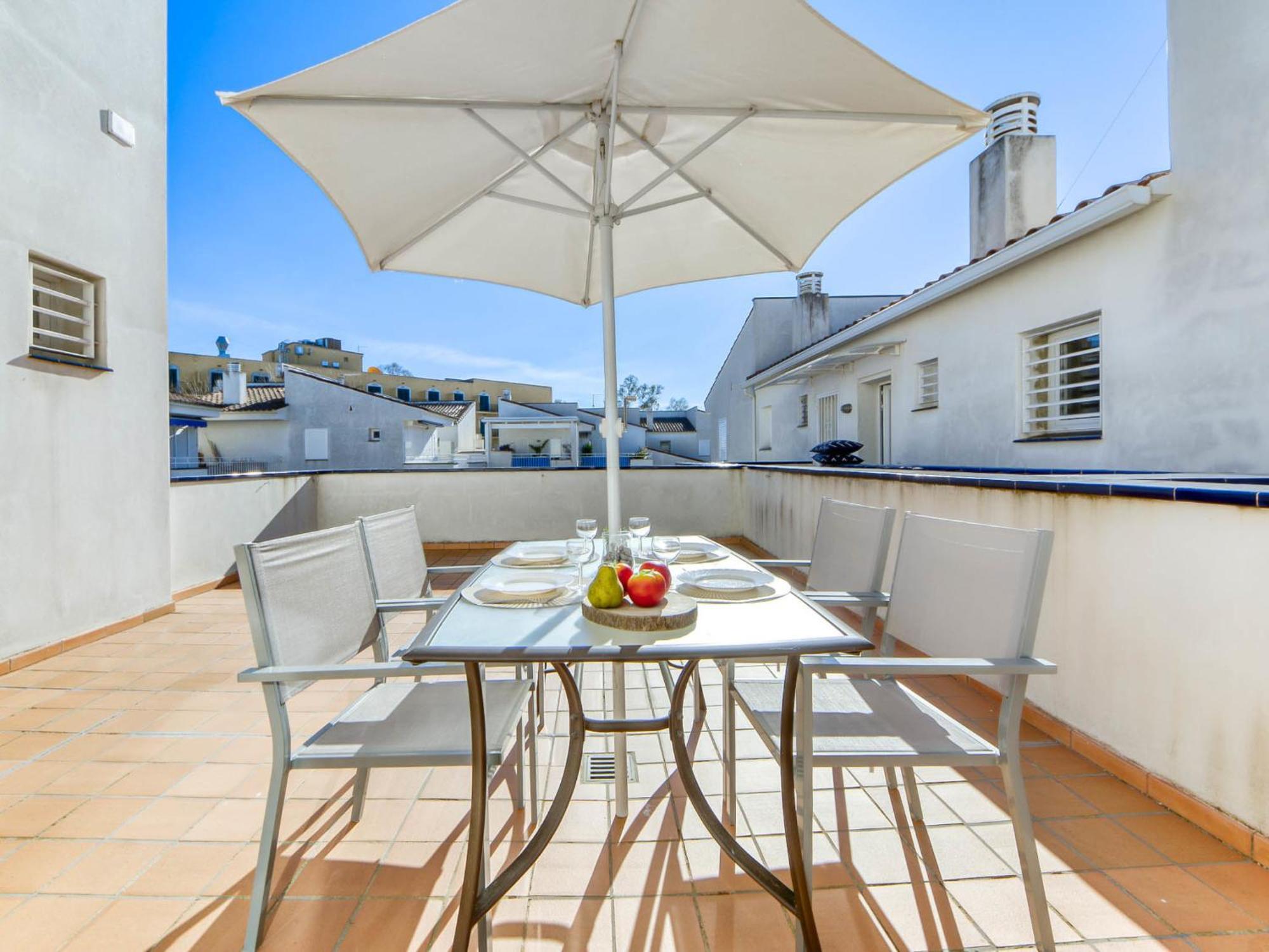Apartment Platja De Roses-6 By Interhome Екстер'єр фото