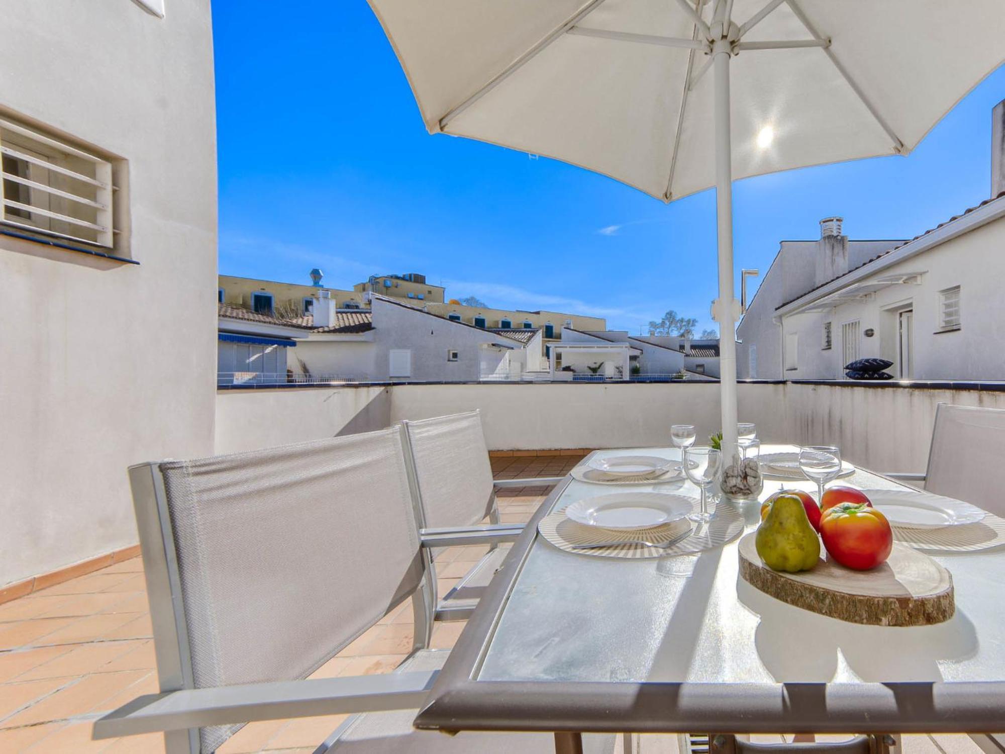 Apartment Platja De Roses-6 By Interhome Екстер'єр фото
